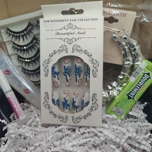 Deluxe date night kit 😘